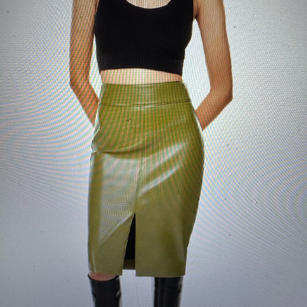 Aritzia Pegu High Rise Skirt - iFernVegan Leather Pencil Skirt with slit size 4